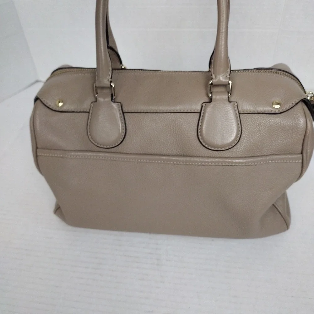COACH F36672 Bennett Satchel Taupe Tan Pebble Leather Hand Bag Medium